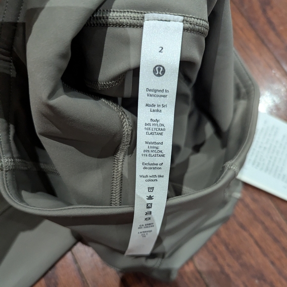 BNWT Lululemon Fast and Free High-Rise Tight 25" Carbon Dust - size 2 - Picture 8 of 10